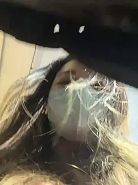 Lovelyanan online show from April 9, 2026, 1:16 pm