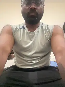 DJLOVE280825 online show from February 16, 2026, 6:31 am