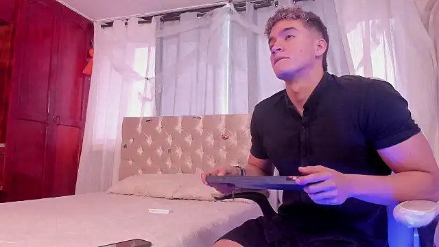 paull george online show from October 22, 2025, 3:12 pm