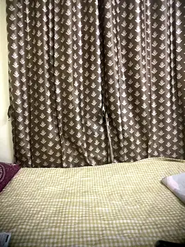 Snapshot of SIZZLER_1100 chatting on November 29, 2025, 6:44 pm SIZZLER 1100 online show from November 29, 2025, 6:44 pm