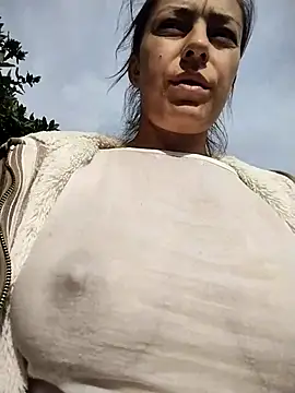 LenaBloomy online show from October 21, 2025, 11:33 am