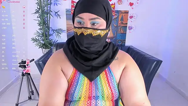 Snapshot of samanee_konn chatting on May 1, 2026, 6:56 pm samanee konn online show from May 1, 2026, 6:56 pm