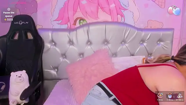 Jenny Wolridge  online show from October 24, 2025, 6:04 pm