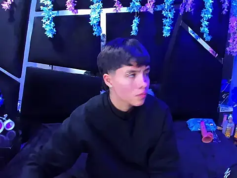 Bruno Cruzz online show from October 28, 2025, 2:15 am