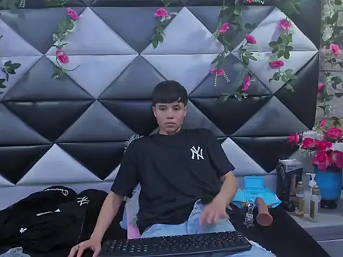 Bruno Cruzz online show from November 8, 2025, 3:29 am