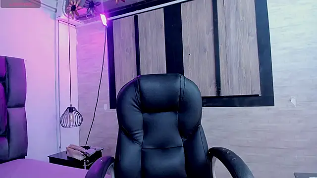 AfroditaLeclair online show from September 13, 2025, 1:55 pm