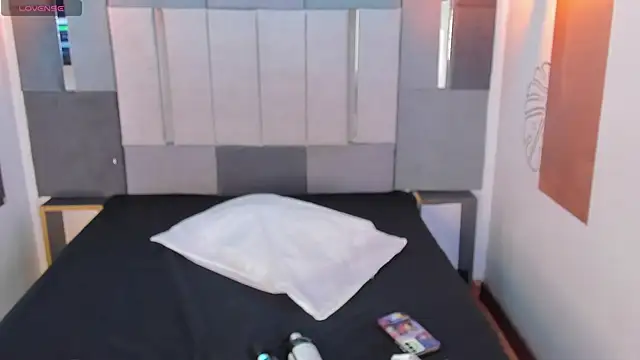 VictoriaDuart online show from February 21, 2026, 9:16 pm