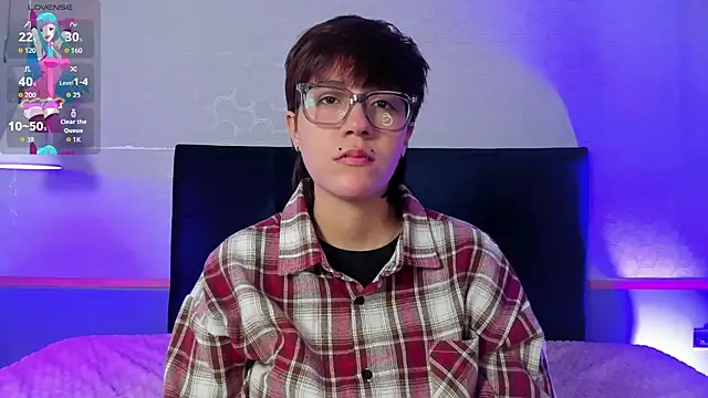 Tsuki Maru online show from January 14, 2026, 4:07 am