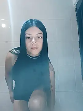 LunaJacobs online show from October 9, 2025, 3:54 pm