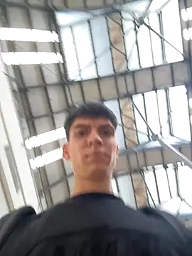 Snapshot of Luck__090 chatting on September 26, 2025, 5:28 pm Luck 090 online show from September 26, 2025, 5:28 pm