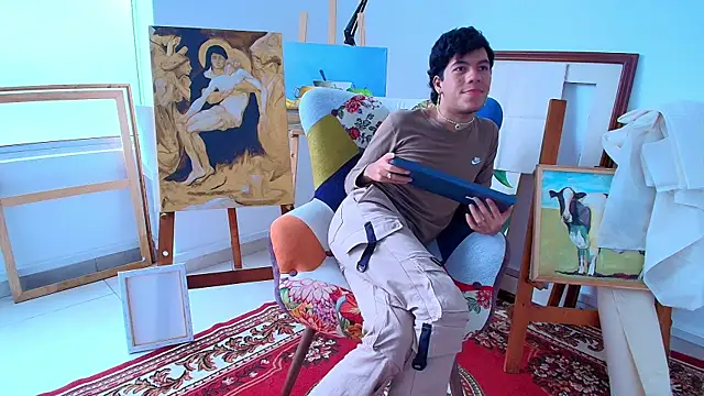 E R O S  online show from October 8, 2025, 9:23 pm