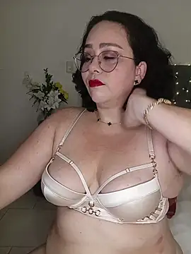 AnastaciaBlues online show from April 13, 2026, 4:29 am