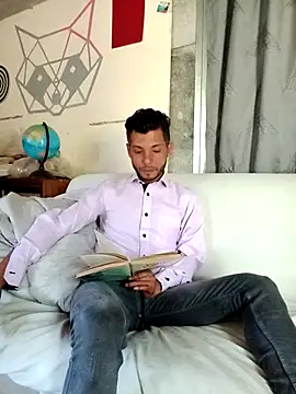 Snapshot of AlphaAlterX chatting on September 23, 2025, 2:53 pm AlphaAlterX online show from September 23, 2025, 2:53 pm