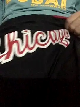 Snapshot of FlungBergenia chatting on November 6, 2025, 7:26 pm FlungBergenia online show from November 6, 2025, 7:26 pm