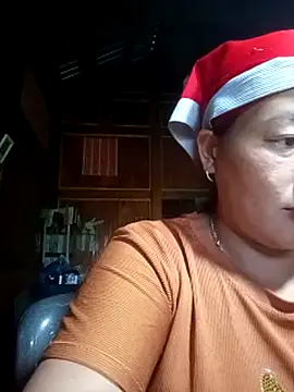 ningchun20 online show from October 9, 2025, 3:04 am