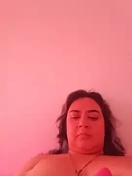 Snapshot of LylaVixxen chatting on May 15, 2026, 12:34 pm LylaVixxen online show from May 15, 2026, 12:34 pm