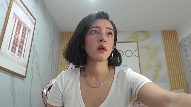 sara lopez s online show from September 27, 2025, 1:05 pm