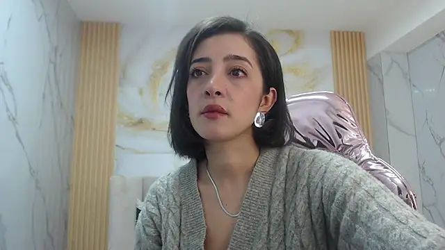 sara lopez s online show from November 20, 2025, 1:22 pm