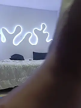 GabyMontenegro online show from April 13, 2026, 9:15 am