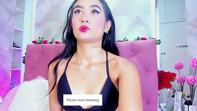 Nicolqueen  online show from November 17, 2025, 11:05 am