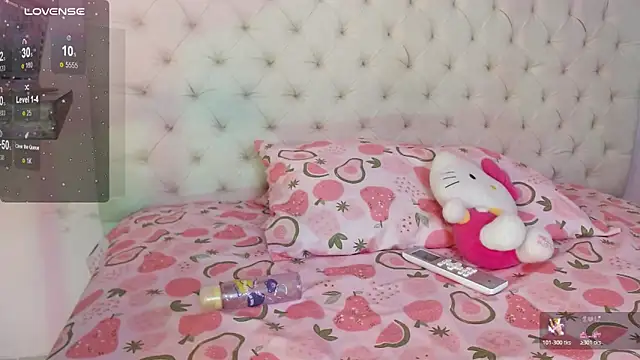 kiity horny  online show from March 31, 2026, 11:43 am