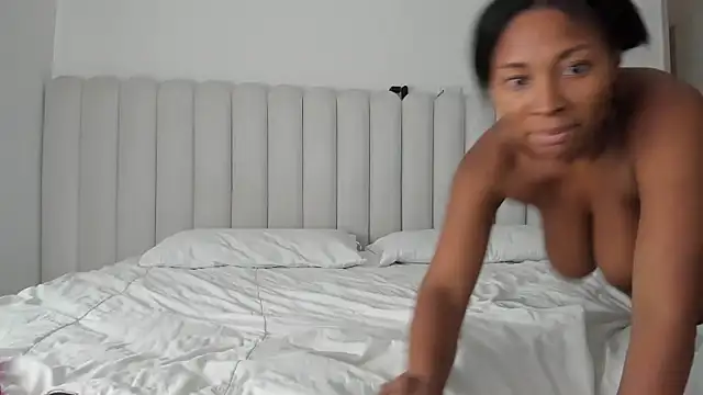 Meganbelford1 online show from December 1, 2025, 8:14 pm