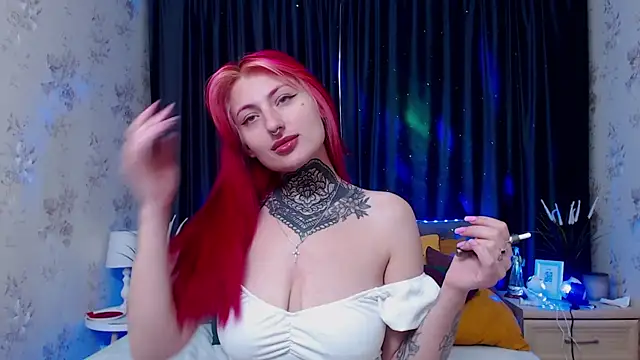 Snapshot of Nina_Blum_ chatting on October 15, 2025, 5:18 am Nina Blum online show from October 15, 2025, 5:18 am