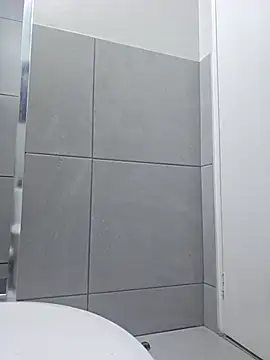 Snapshot of trickyOne chatting on November 24, 2025, 7:57 pm trickyOne online show from November 24, 2025, 7:57 pm