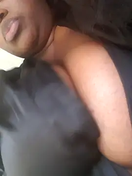 Snapshot of trickyOne chatting on March 2, 2026, 3:41 pm trickyOne online show from March 2, 2026, 3:41 pm