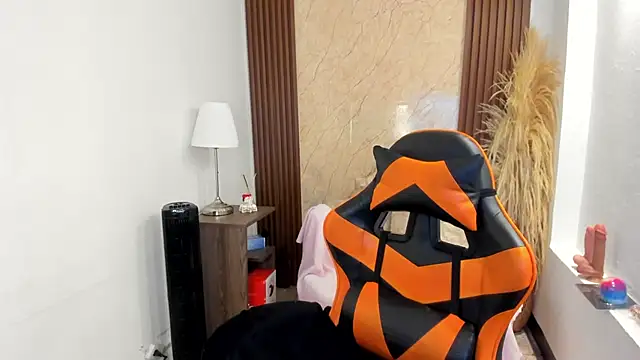 Thais kim online show from March 6, 2026, 5:42 pm