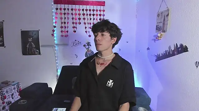 Dani Lips  online show from September 15, 2025, 8:53 pm