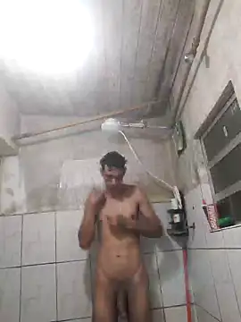 Dedede32 online show from September 18, 2025, 1:18 am