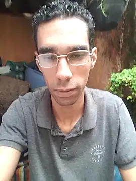 Dedede32 online show from September 24, 2025, 1:25 pm