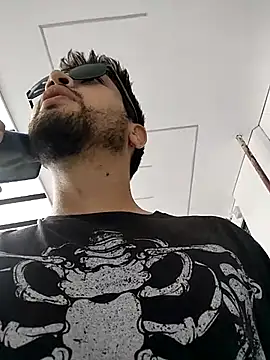 roxyrougee online show from October 20, 2025, 2:50 pm