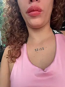 roxyrougee online show from February 4, 2026, 11:49 am