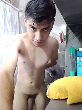 aispuro8505 online show from May 21, 2026, 5:42 pm