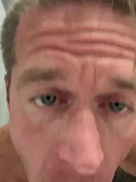 Snapshot of DILFiGuess11 chatting on September 10, 2025, 3:06 am DILFiGuess11 online show from September 10, 2025, 3:06 am