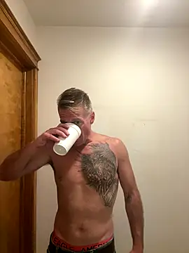 Snapshot of DILFiGuess11 chatting on September 14, 2025, 2:22 am DILFiGuess11 online show from September 14, 2025, 2:22 am