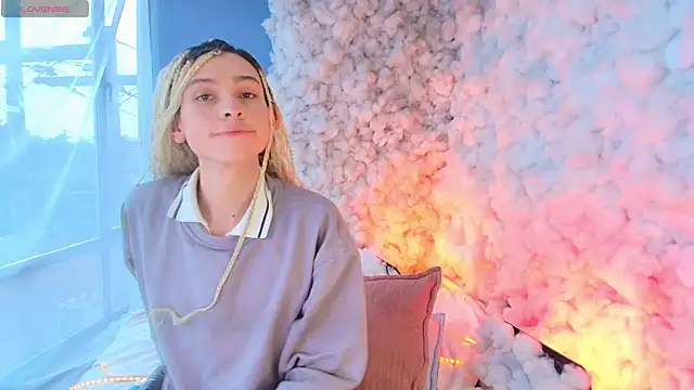 Aaron Fordd online show from April 16, 2026, 1:34 pm