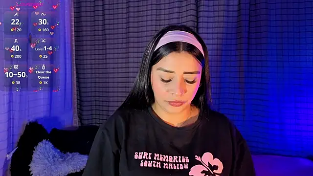 Kayleemorales online show from October 8, 2025, 4:15 pm