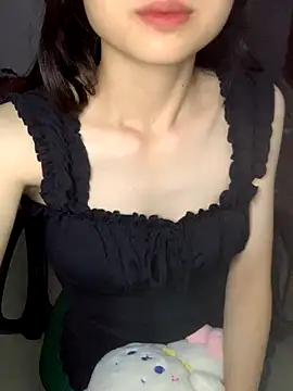 Snapshot of _Mon_23 chatting on October 7, 2025, 1:14 am Mon 23 online show from October 7, 2025, 1:14 am