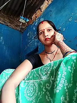 Jooli xx online show from September 11, 2025, 3:06 am