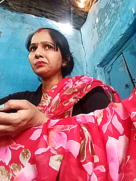 Jooli xx online show from April 9, 2026, 6:41 am