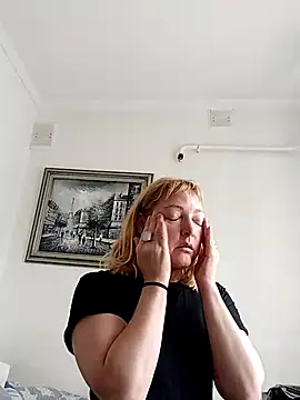 Snapshot of LiluLiluLilu chatting on September 12, 2025, 6:13 am LiluLiluLilu online show from September 12, 2025, 6:13 am