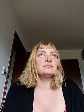 Snapshot of LiluLiluLilu chatting on September 25, 2025, 7:56 am LiluLiluLilu online show from September 25, 2025, 7:56 am