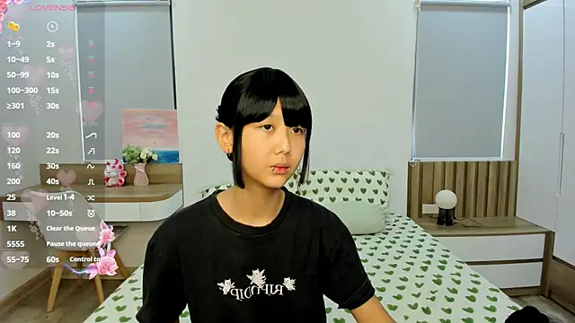 gabby little online show from July 8, 2026, 4:39 am