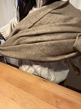 siichan-ta online show from December 4, 2025, 6:01 am