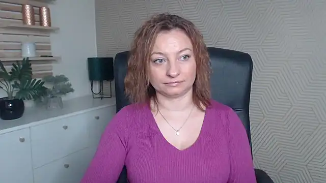 Snapshot of angelaSamt chatting on October 30, 2025, 6:26 am angelaSamt online show from October 30, 2025, 6:26 am