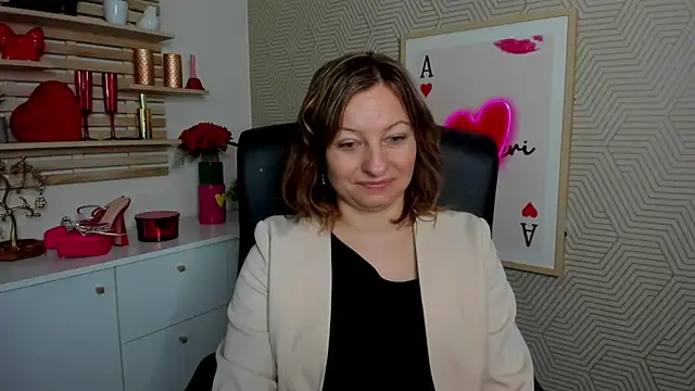 angelaSamt online show from April 7, 2026, 5:41 am