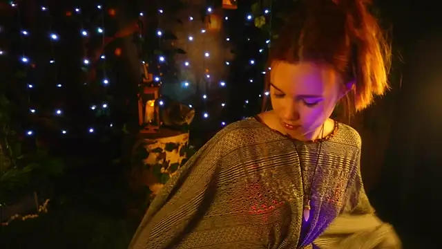 Snapshot of eliz_gallen chatting on September 22, 2025, 2:41 pm eliz gallen online show from September 22, 2025, 2:41 pm